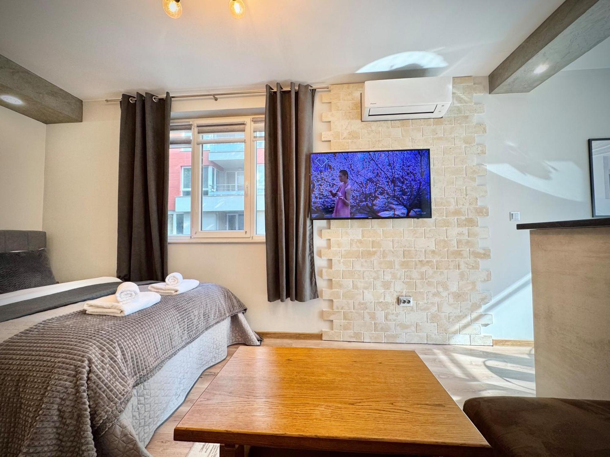 Top Centre 2Bed Apartment For 5 Guests 2 Minutes From High Street Plovdiv Kültér fotó